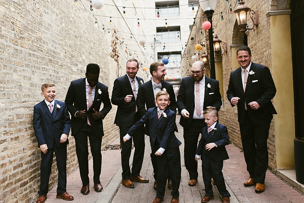 groomsmen in chicago alleyway