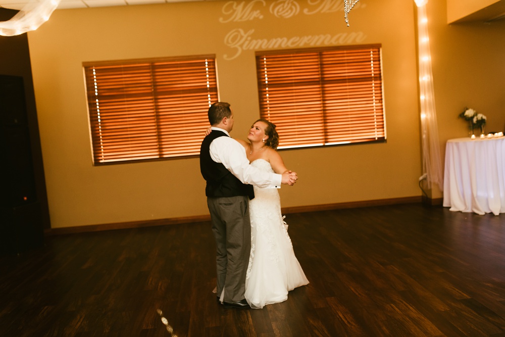 bride and groom first dance at glendarin golf course